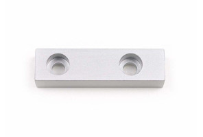 Раумплюс 10.09.020 Планка крепления нижнего ролика ( к 15.04.020)