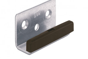 100569100 STB 13, уголок нижний для задней двери