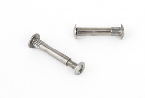 Стяжка межсекционная М4,  5х30 никель.