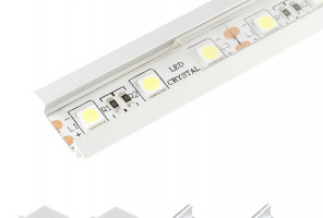 Профиль алюм.для светодиодн.лент 22*6мм, L-2м с прозрачным экраном, загл. и крепежом LR37-Т